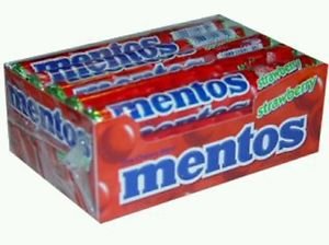 Mentos Mints Strawberry 30 Packs 14 Pieces Candy per Pack Free Shipping