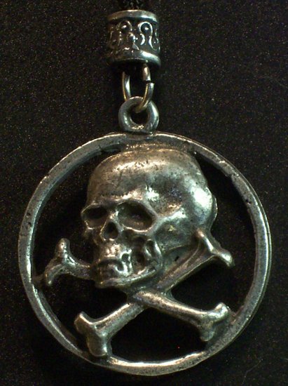 Pewter Skull and Crossbones Pendant