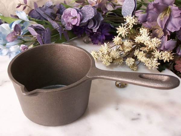 Melting Pot Cast Iron