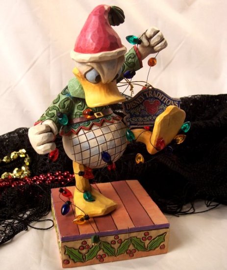 Jim Shore Disney's Donald Duck "Santa's Helper"
