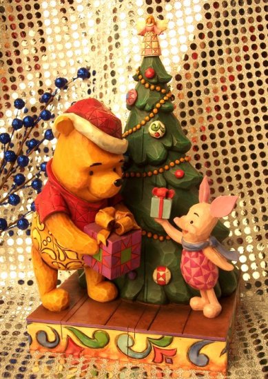 Winnie The Pooh & Piglet "Christmas Gift"