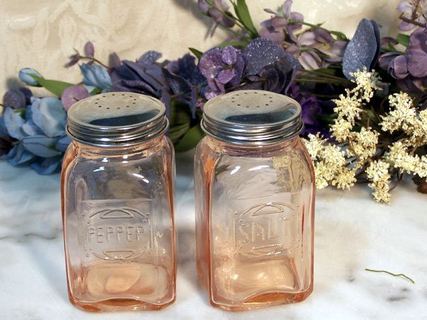 Depression Pink Amber Glass Salt & Pepper Shakers