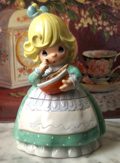 Precious Moments "Fudge A Little" Cookie Jar