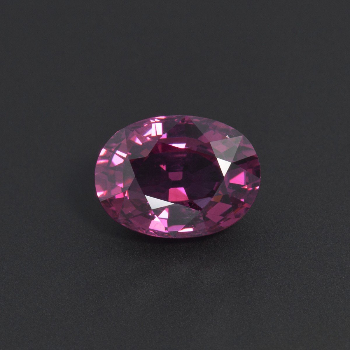 Certified Natural Rhodolite AAA Quality 7x5 mm Faceted oval 1 pc