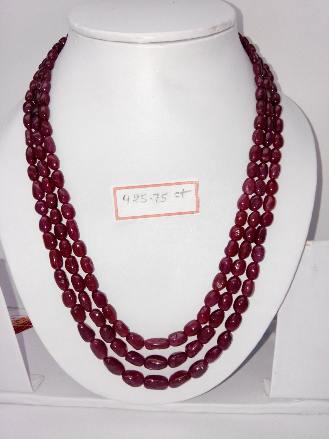 Certified Fissure Filled Ruby necklace of 425.75 cts Fancy Oval briolettes plane Polish