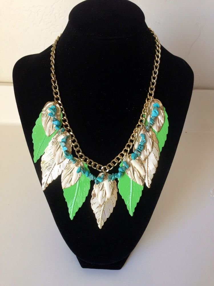 Elegant Simple Stylish Multi Color stone Metal Necklace