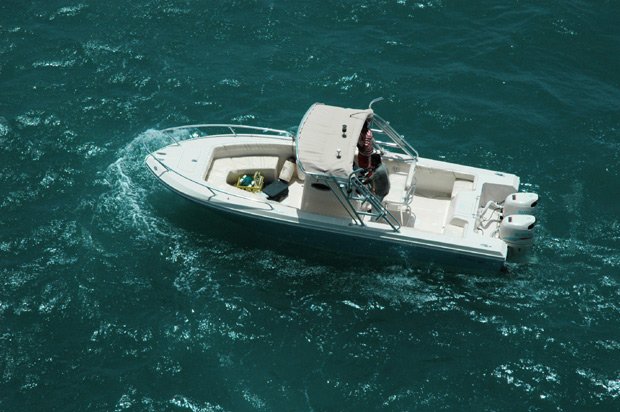 Al Dhaen Open Fisherman 240SF