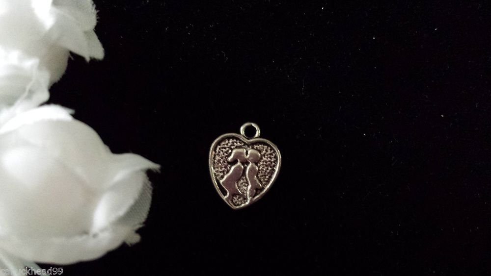 12pcs Tibetan Silver Metal Alloy Charms Pendant Heart Boy Girl Kiss 15x12mm