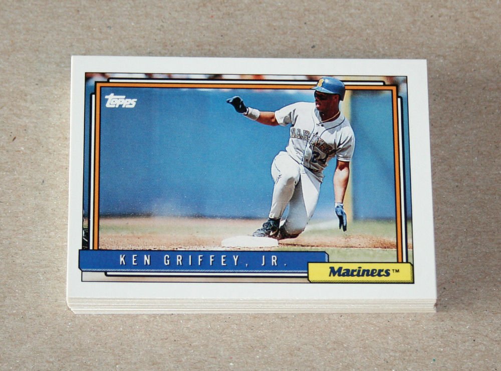 1992 TOPPS BASEBALL - Seattle Mariners Team Set + Traded Series