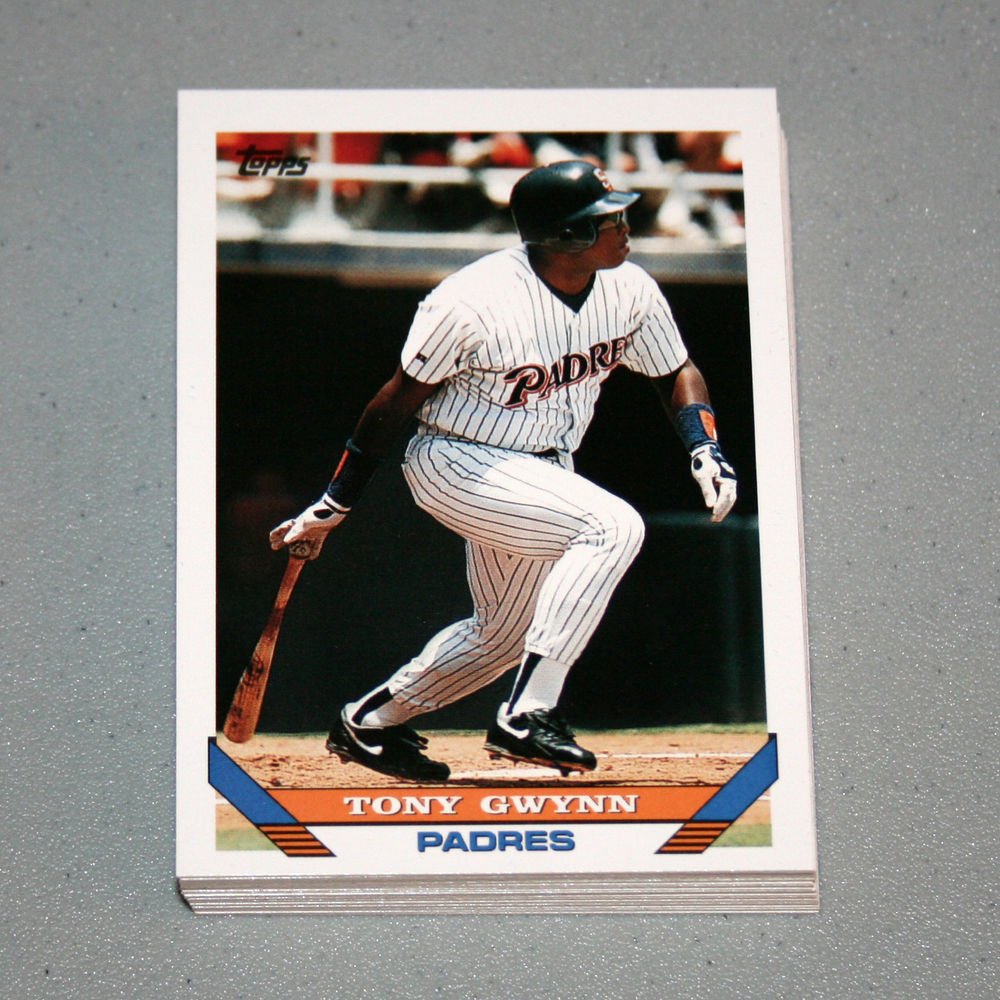 1993 TOPPS BASEBALL - San Diego Padres True Team Set with Traded Series