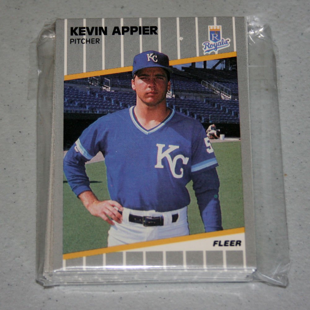 1989 FLEER BASEBALL - Kansas City Royals Team Set + Update Series