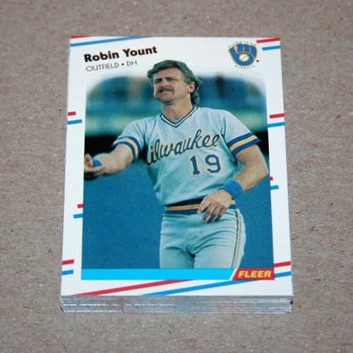 1988 FLEER BASEBALL - Milwaukee Brewers Team Set + Update Series