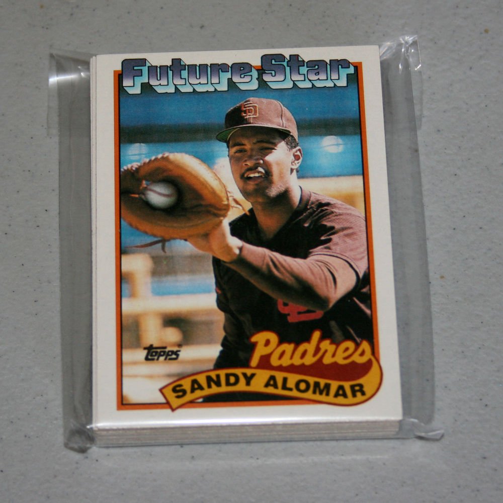 1989 TOPPS BASEBALL - San Diego Padres Team Set + Traded Series
