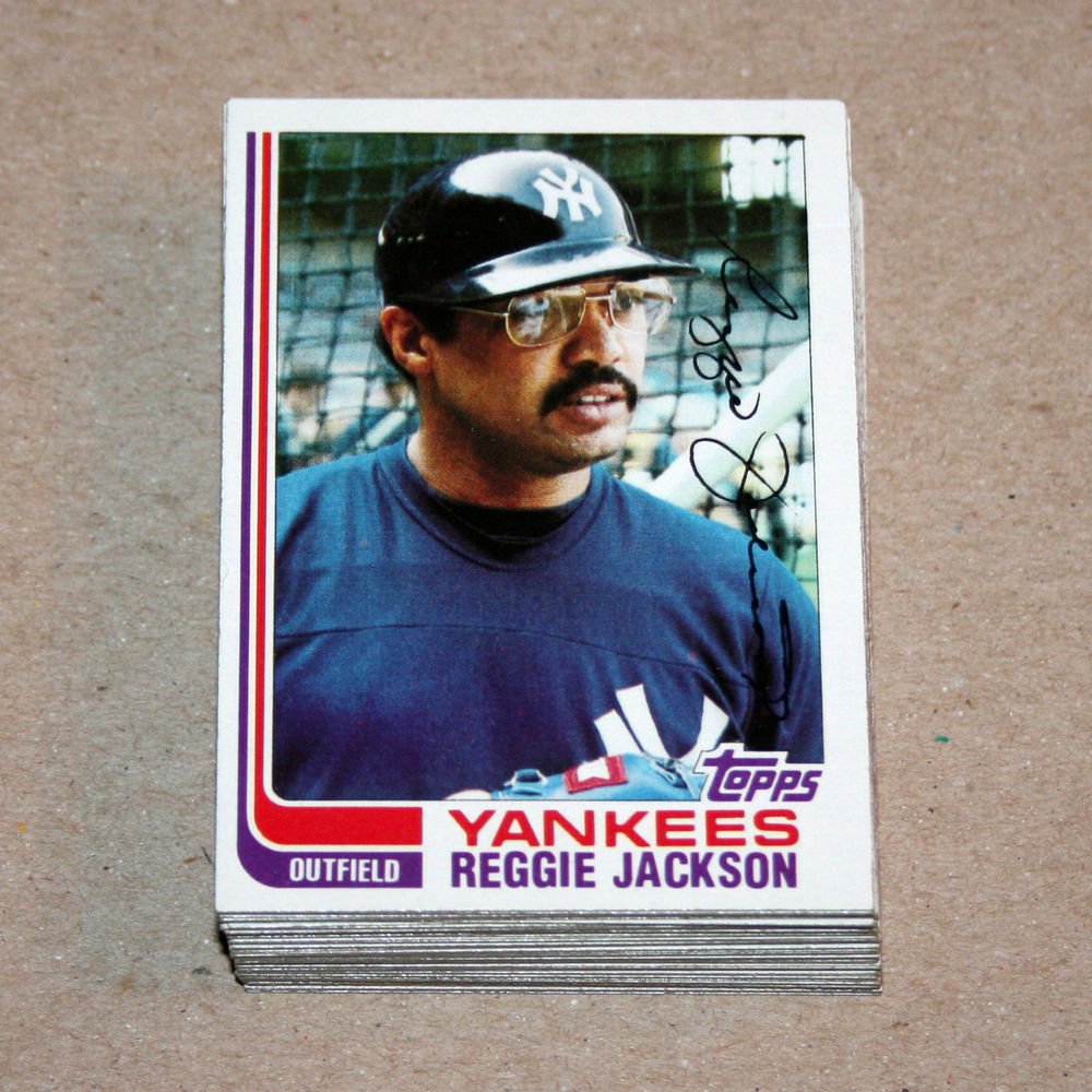 1982 TOPPS BASEBALL - New York Yankees Team Set + Traded Series