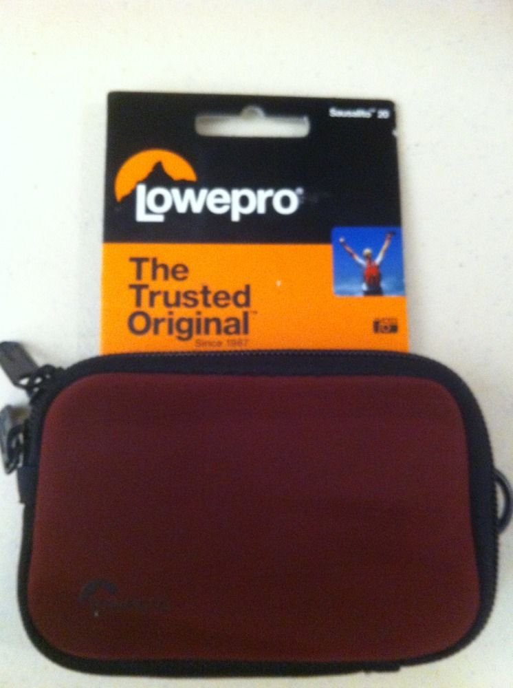 Lowepro Camera Case Sausalito 20-Red Or Blue!
