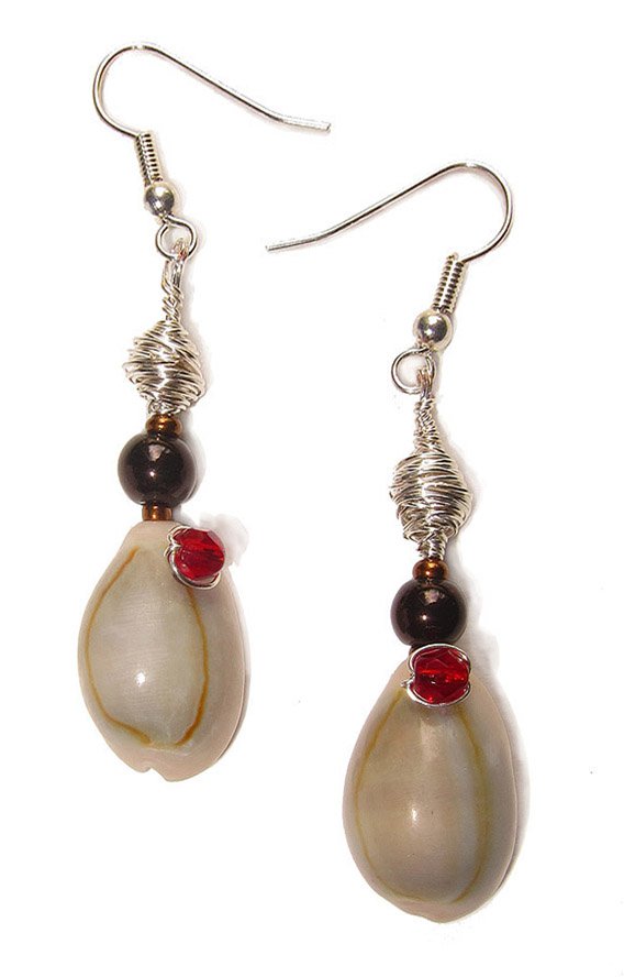 Shell Earring