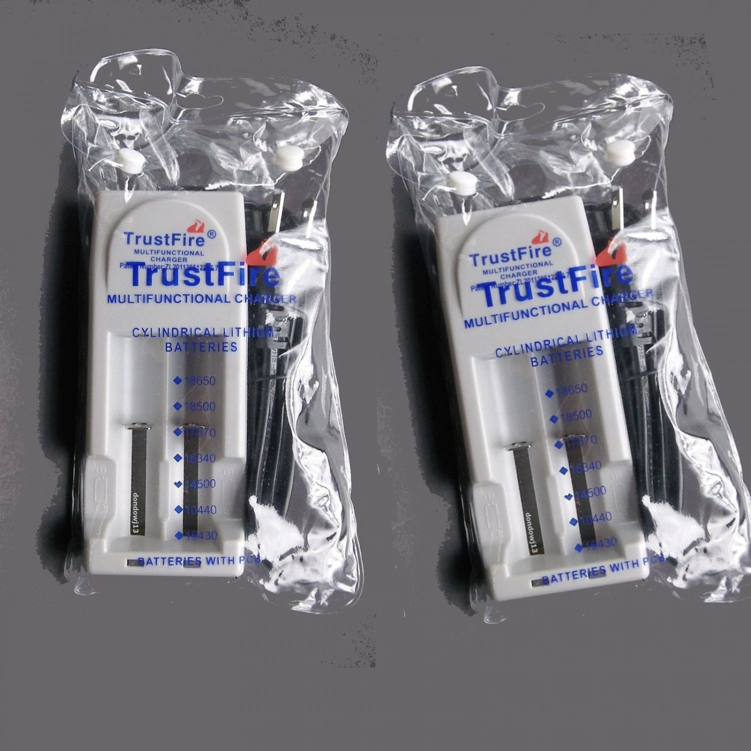 2 pcs TRUSTFIRE TR001 universal smart battery Charger (Ver. 2) 18650 AA 18500 14500 18350 16340