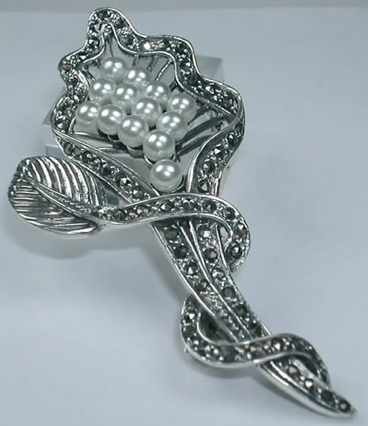Grey Marcasite and white Pearl Flower Brooch/Pin in Sterling Silver