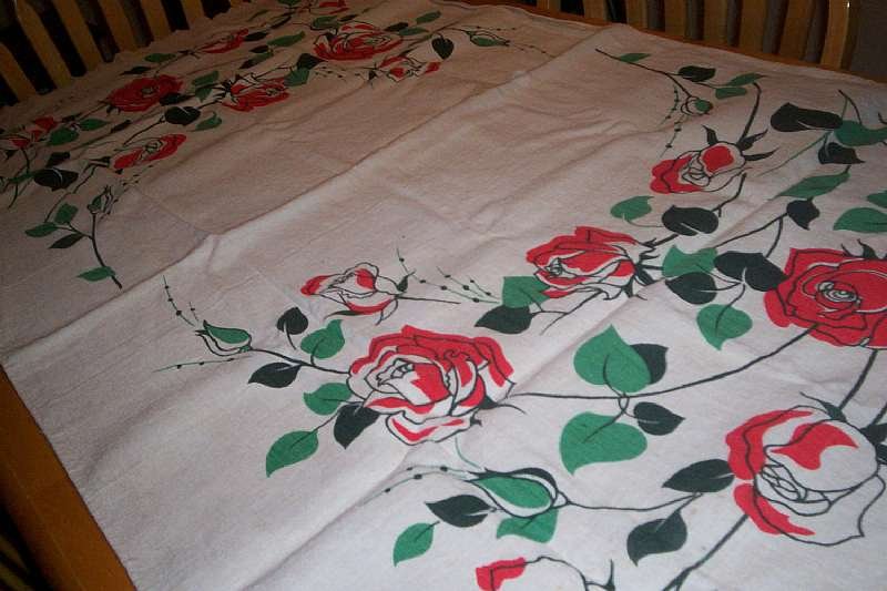 Vintage Rose Tablecloth 79