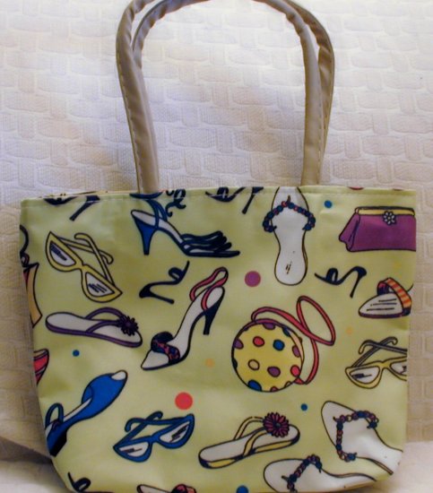 handbagbargains: Green Teen Accessory Print Purse