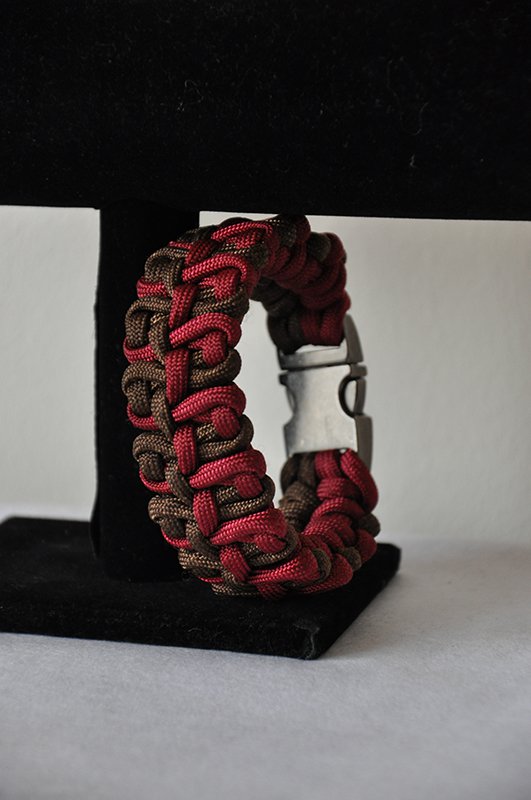 Earth Energy "Melting Bar" Paracord Bracelet