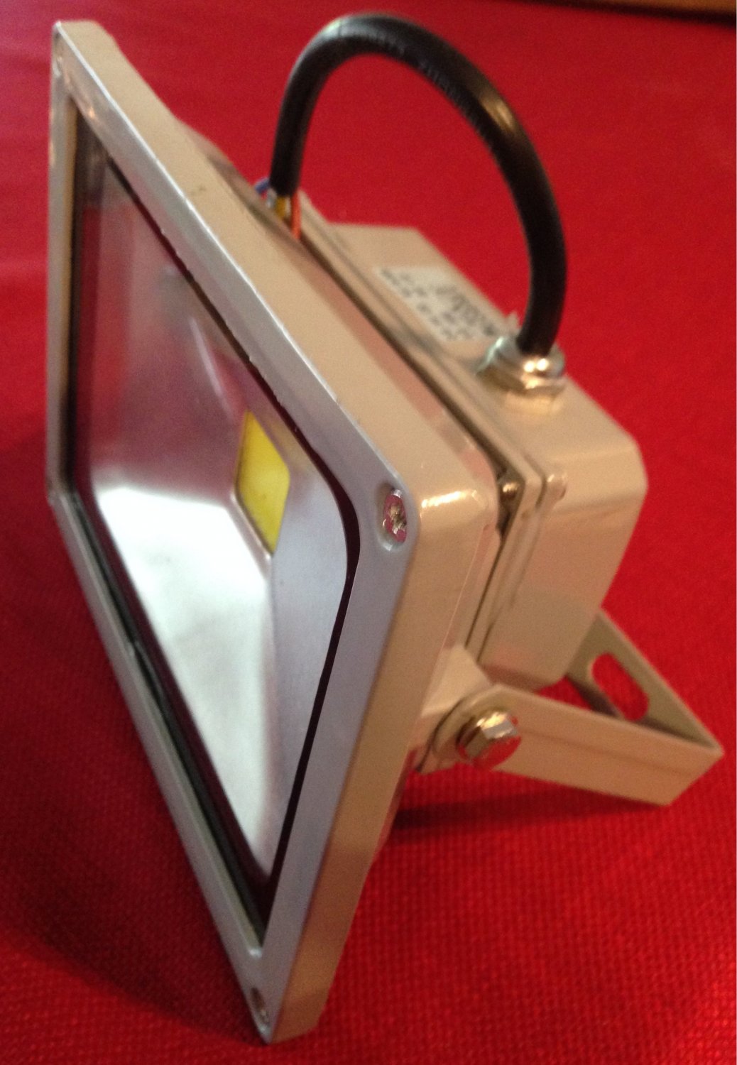 10W LED FLOOD LIGHT