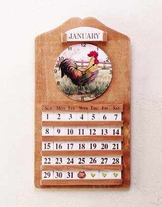 WOODEN CALENDAR AND CLOCK WITH ROOSTER