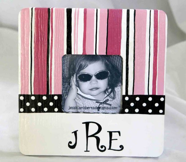 "sassy stripes" frame