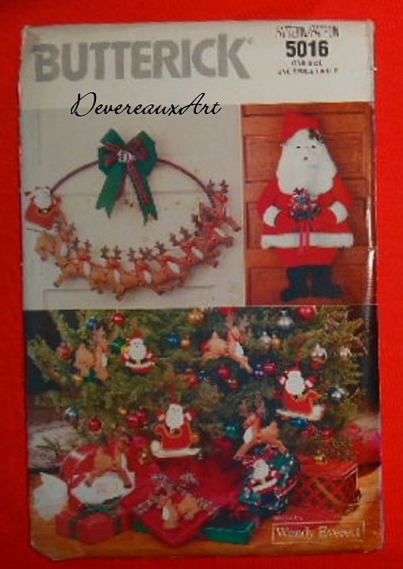 1990 - BUTTERICK "Design by Wendy Everett" Pattern 5016 - UNCUT - Santa Christmas