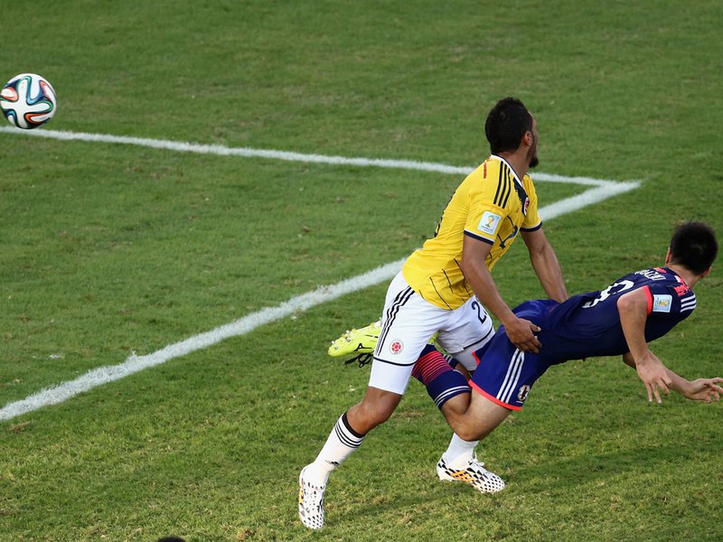 034 - 8 X 6 Photo - Football - FIFA World Cup 2014 - Colombia V Japan Shinji Okazaki Scores