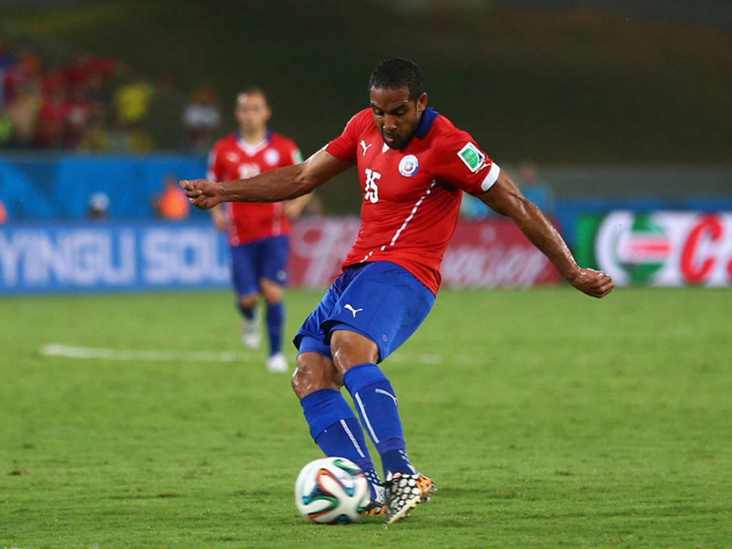 065 - 8 X 6 Photo - Football - FIFA World Cup 2014 - Chile V Australia Jean Beausejour