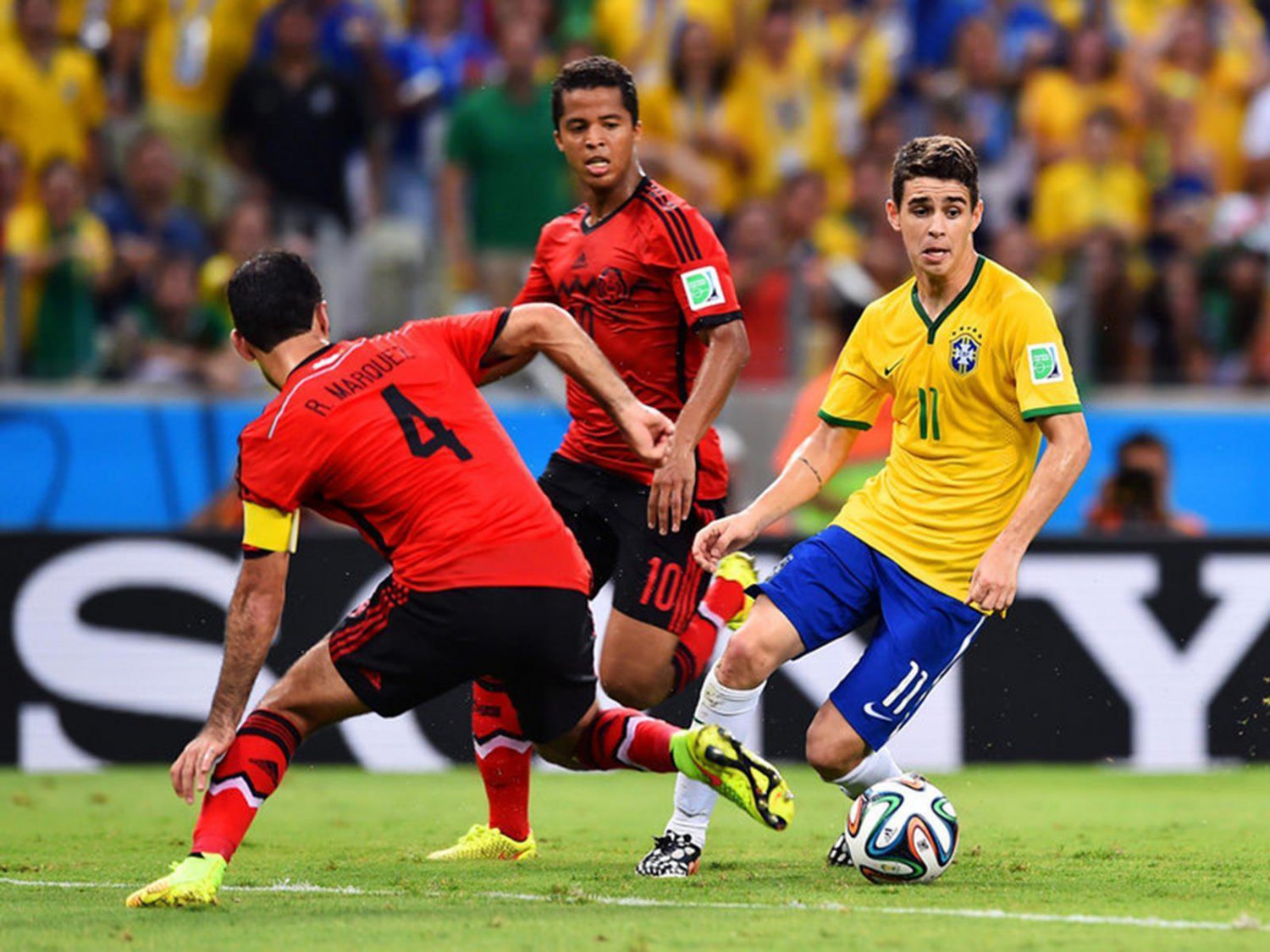 079 - 8 X 6 Photo - Football - FIFA World Cup 2014 - Brazil V Mexico Oscar