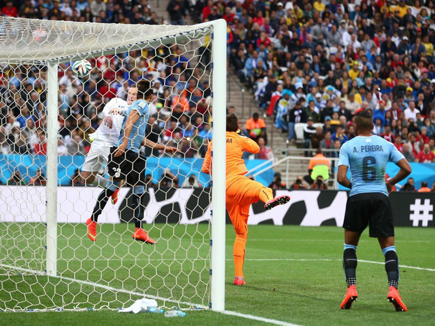 WC 0168 - 8 X 6 Photo - Football - FIFA World Cup 2014 - England V Uruguay - Rooney Hits The BaR