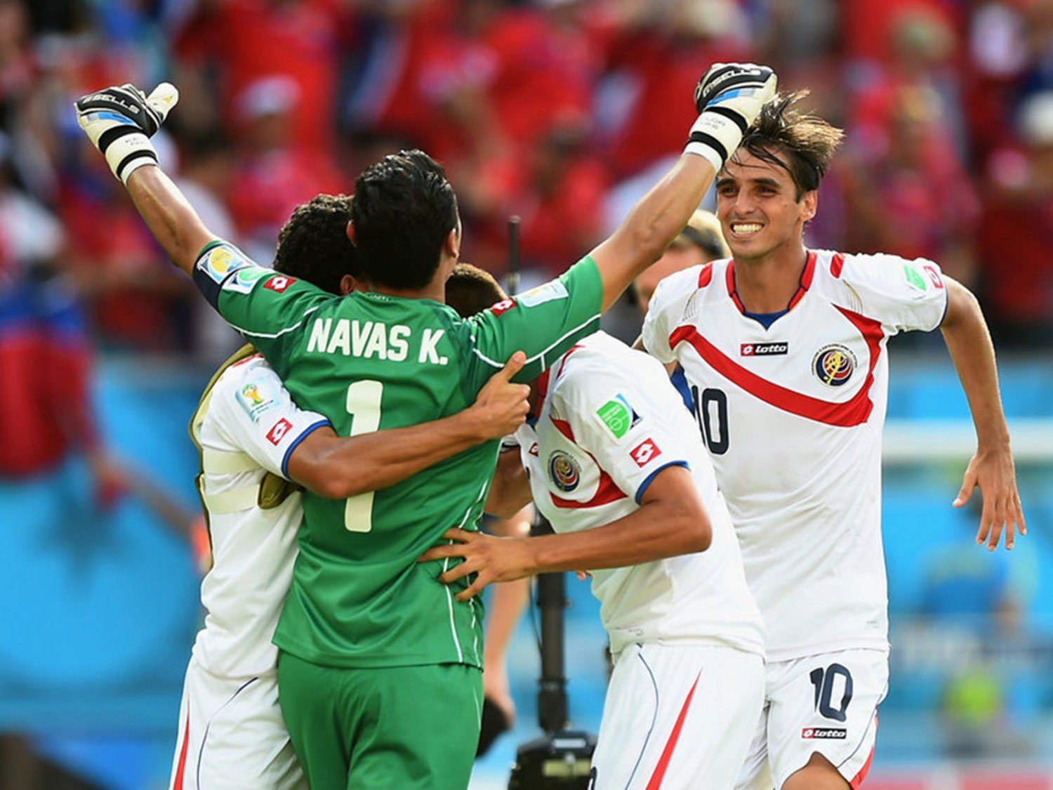 WC 0209 - 8 X 6 Photo - Football - FIFA World Cup 2014 - Italy V Costa Rica - Navas & Ruiz