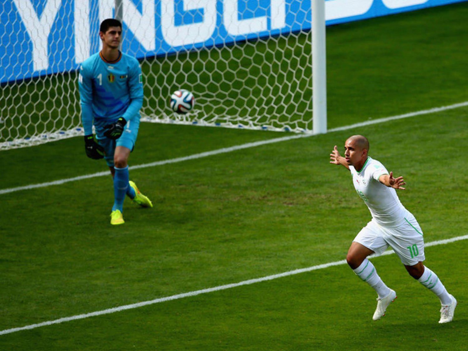 WC 0221 - 8 X 6 Photo - Football - FIFA World Cup 2014 - Belgium V Algeria