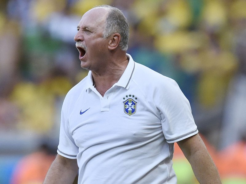 WC 0440 - 8 X 6 Photo - Football - FIFA World Cup 2014 - Brazil V Chile Luiz Felipe Scolari