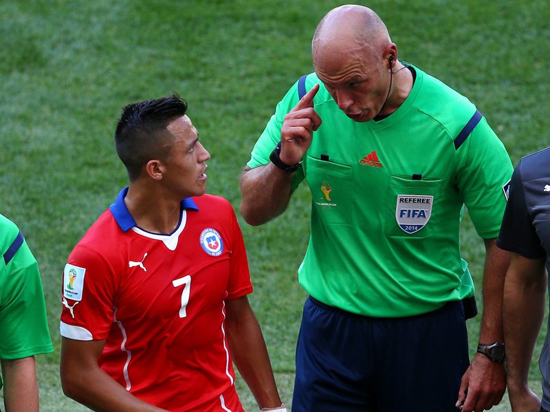 WC 0430 - 8 X 6 Photo - Football - FIFA World Cup 2014 - Brazil V Chile Howard Webb