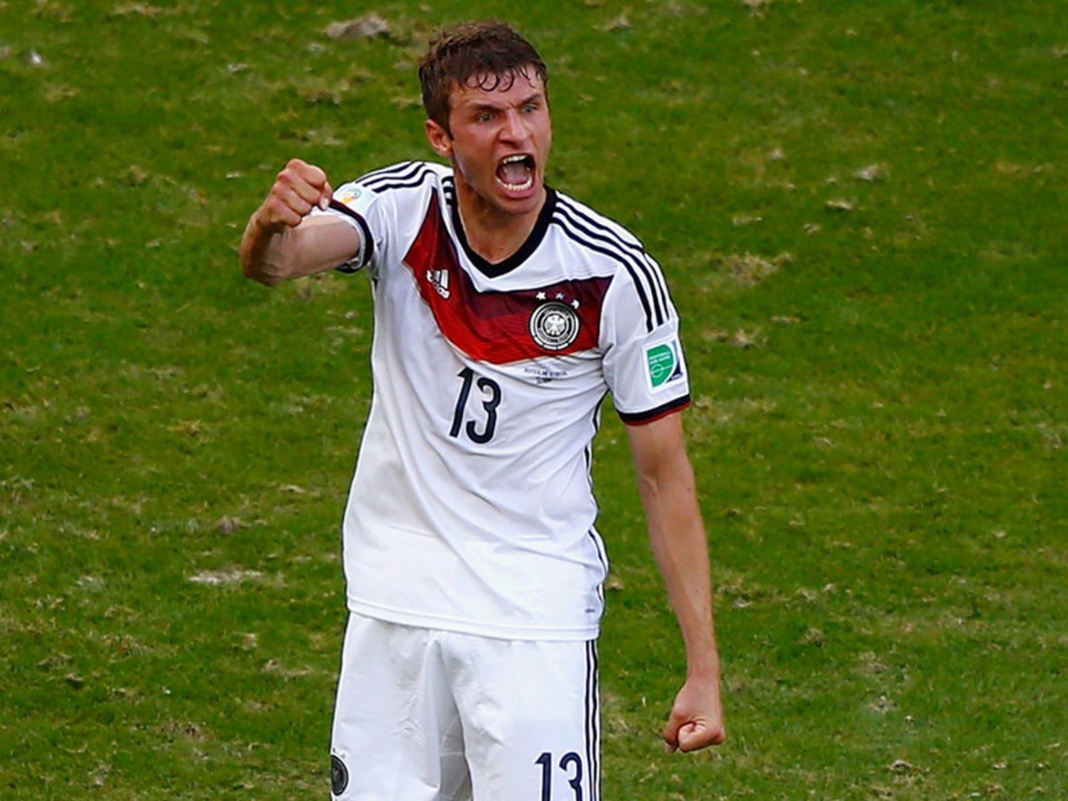252 - 8 X 6 Photo - Football - FIFA World Cup 2014 - Germany V Portugal