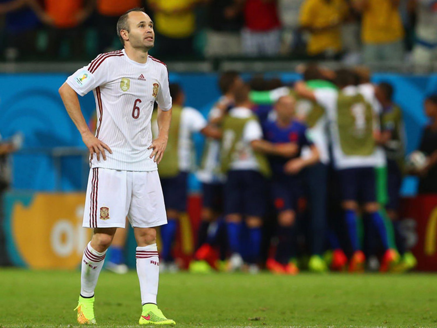 301 - 8 X 6 Photo - Football - FIFA World Cup 2014 - Spain V Holland - Andres Iniesta