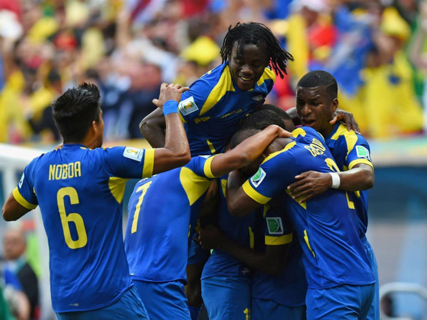316 - 8 X 6 Photo - Football - FIFA World Cup 2014 - Switzerland V Ecuador - Enner Valencia