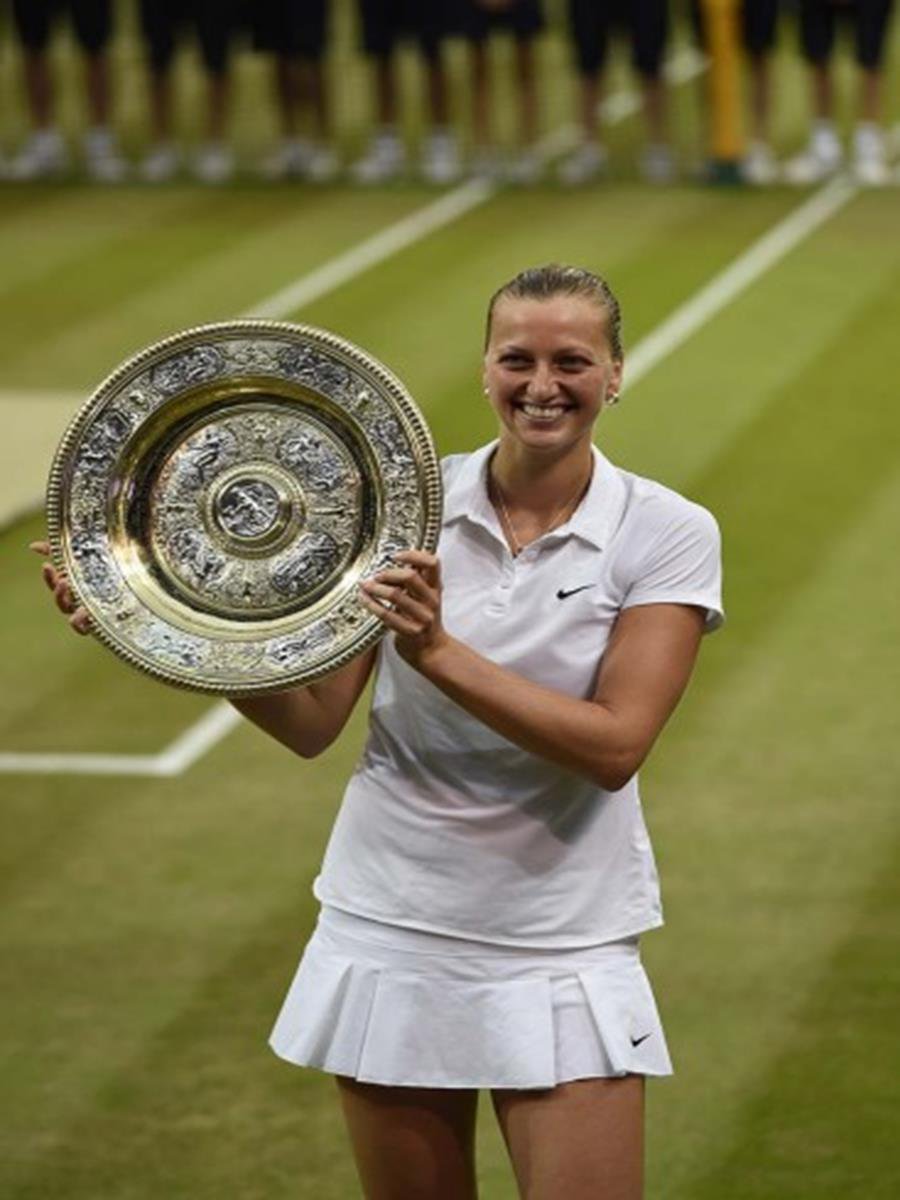150 - 8 x 6 Photo - Tennis - Wimbledon Championship 2014 - Ladies Champion Petra Kvitova