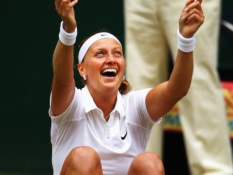 152 - 8 x 6 Photo - Tennis - Wimbledon Championship 2014 - Ladies Champion Petra Kvitova