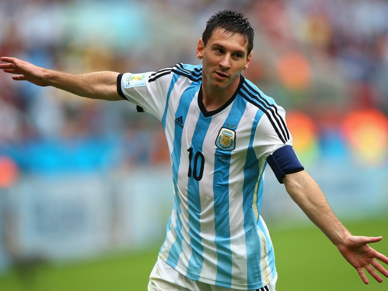 362 - 8 x 6 Photo - Football - FIFA World Cup 2014 - Argentina v Nigeria Lionel Messi Celebrates