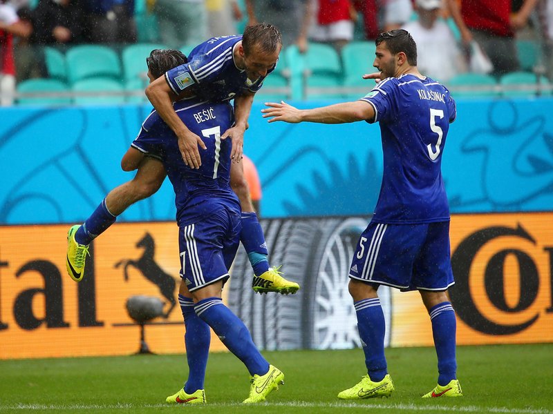 372 - 8 x 6 Photo - Football - FIFA World Cup 2014 - Iran v Bosnia Avdija Vrsajevic