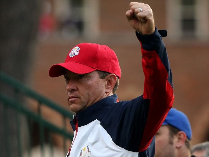 005 - 8 X 6 Photo - Ryder Cup 2012 - Davis Love lll Day 1