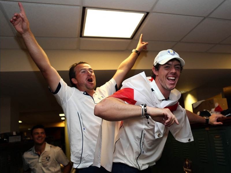 015 - 8 X 6 Photo - Ryder Cup 2012 - Graeme McDowell Rory McIlroy Europe Celebrations