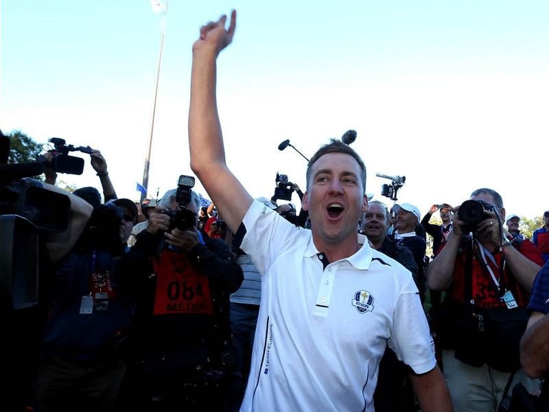 019 - 8 X 6 Photo - Ryder Cup 2012 - Ian Poulter Europe Celebrations