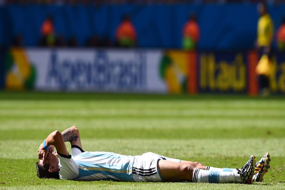 044 - 12 x 8 - 2014 World Cup Finalists - Argentina
