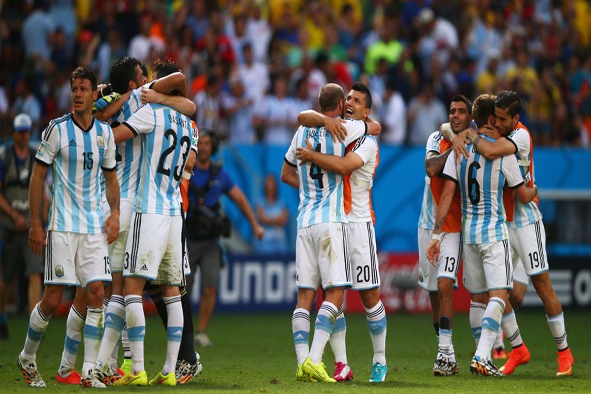 075 - 12 x 8 - 2014 World Cup Finalists - Argentina