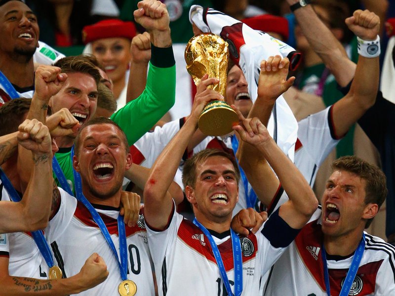 12 x 8 Photo - Football - FIFA World Cup 2014 WINNERS - GERMANY